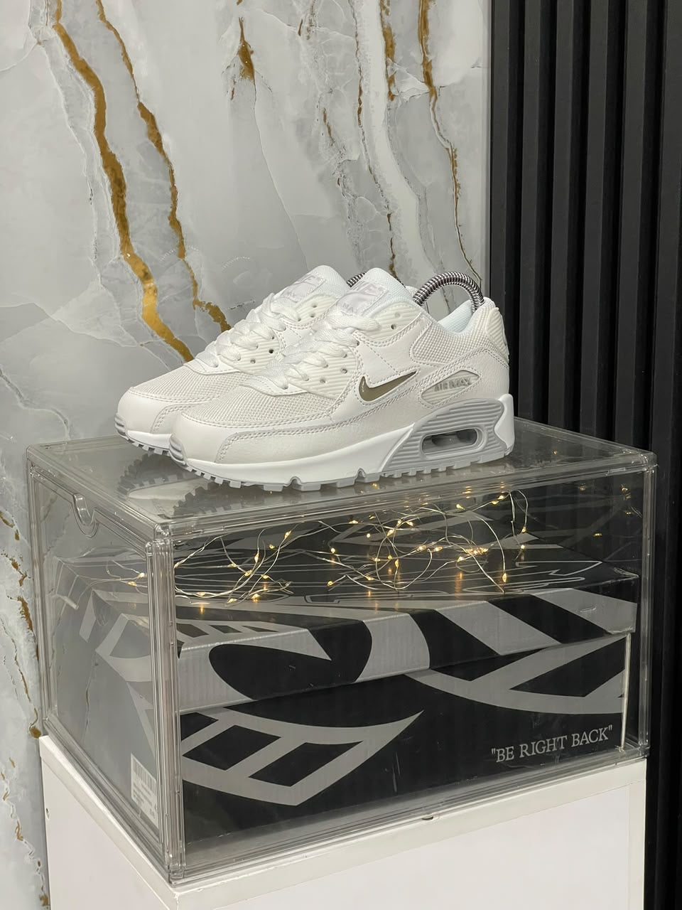 NIKE AIR MAX 90