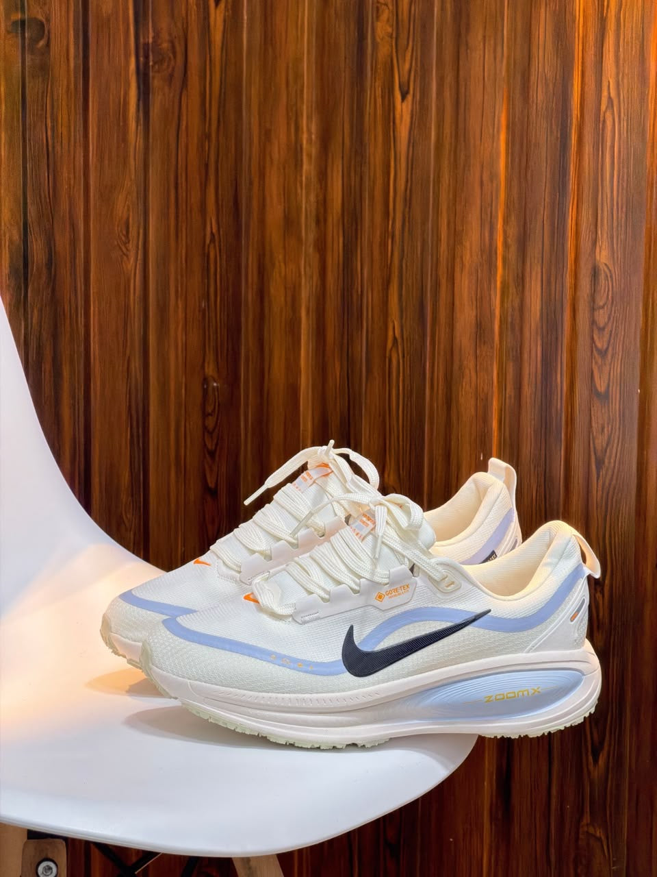 NIKE VOMERO 18  | Hombre