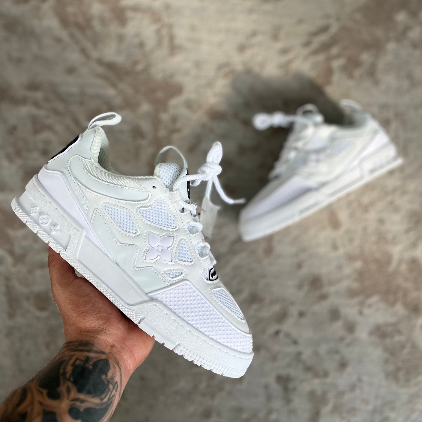 Louis Vuitton Skate Figura Blancos | Hombre