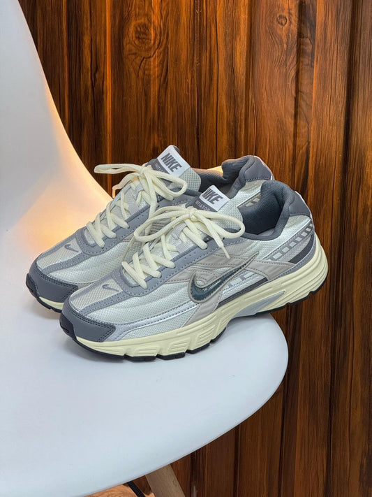 NIKE INITIATOR | Hombre y Dama